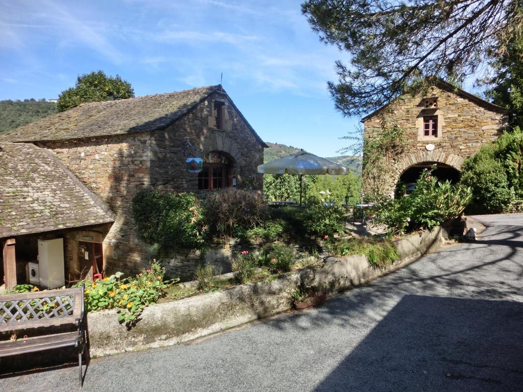 Отель Domaine La Libaudie La Bastide-Solages Экстерьер фото